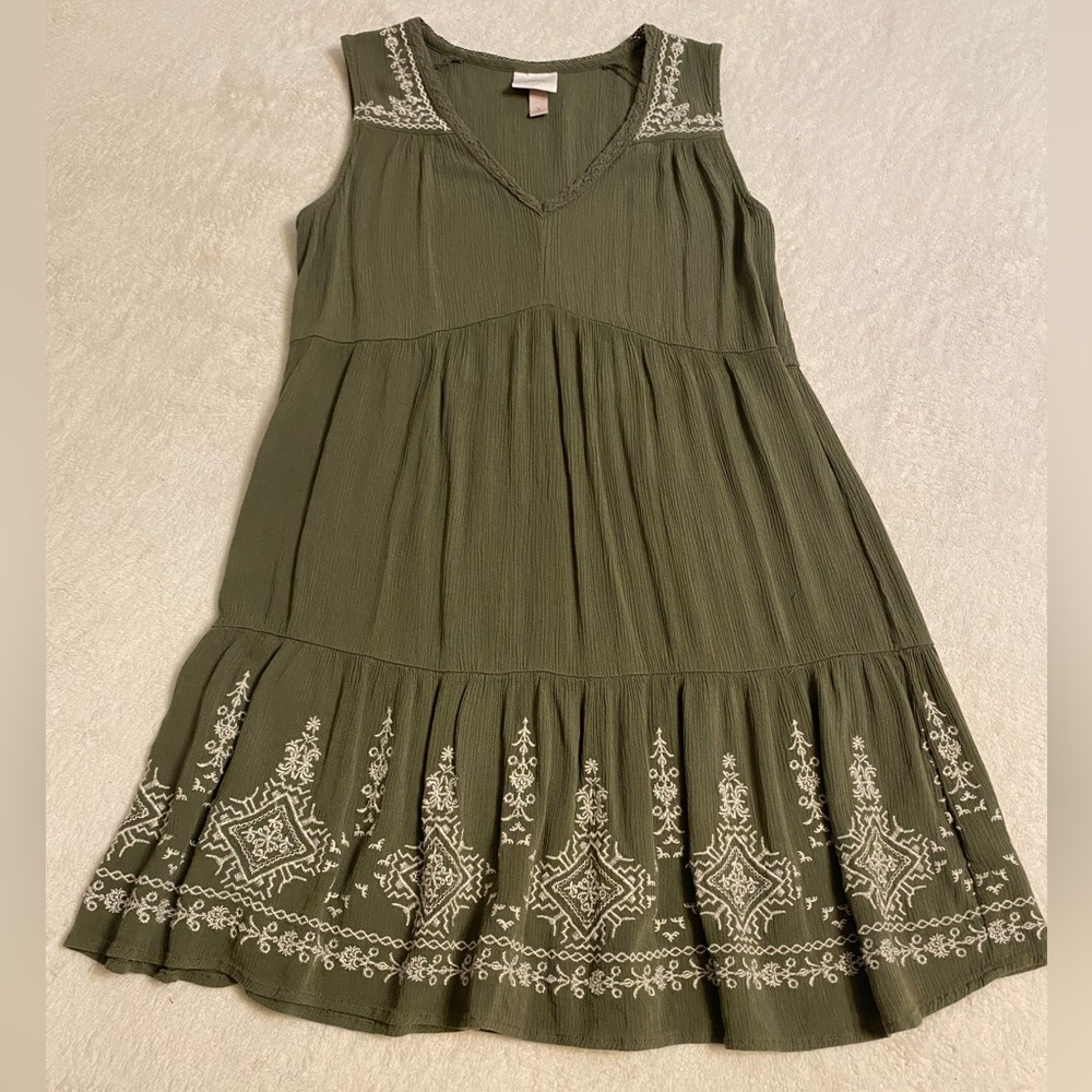 Knox Rose Sage Green Textured Dress